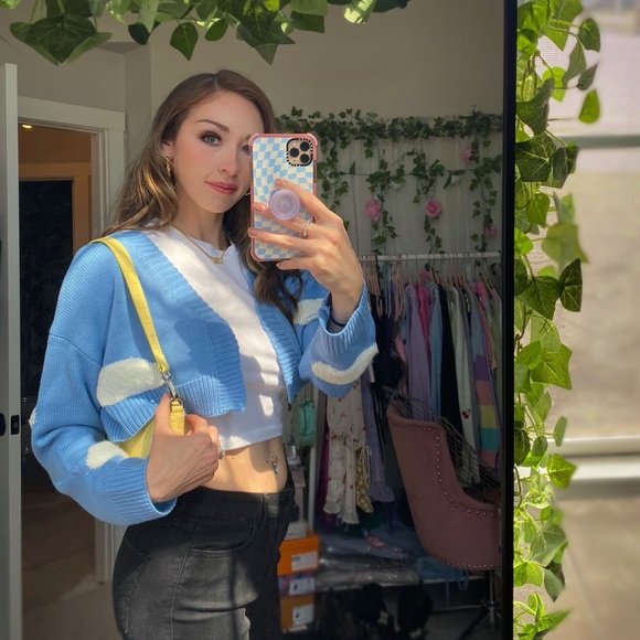 Cloud sweaters! - Picture 4 of 6